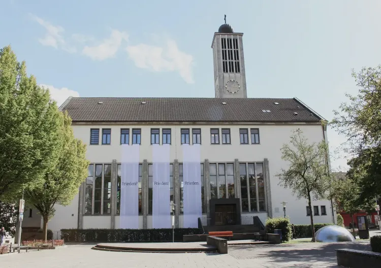 Frieden? Frieden! Frieden. - Bild 1